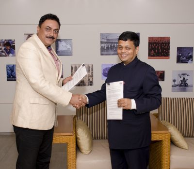 AmitabhRay_AromarRevi_1